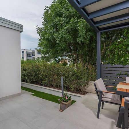 Villa Mondo Adria Нивице Экстерьер фото