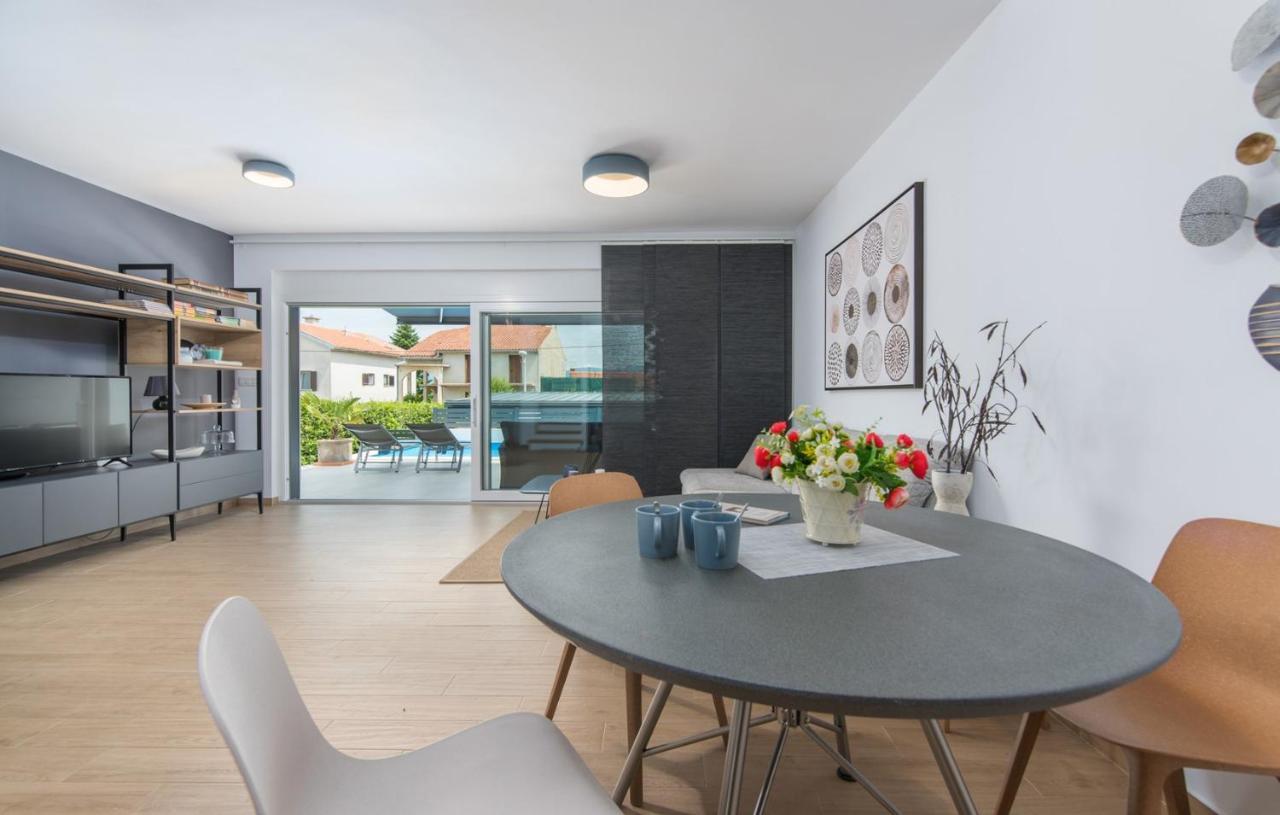 Villa Mondo Adria Нивице Экстерьер фото